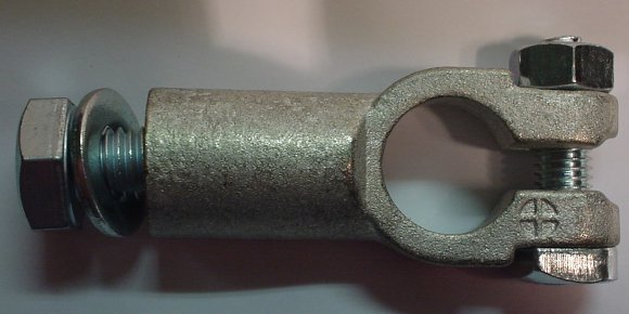 Batterieklemme f�r US KFZ  positiv 17,5mm