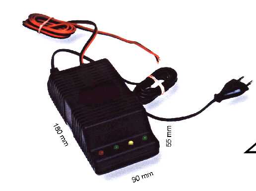 Batterieladeger�t 12V/4A Geh�useausf�hrung