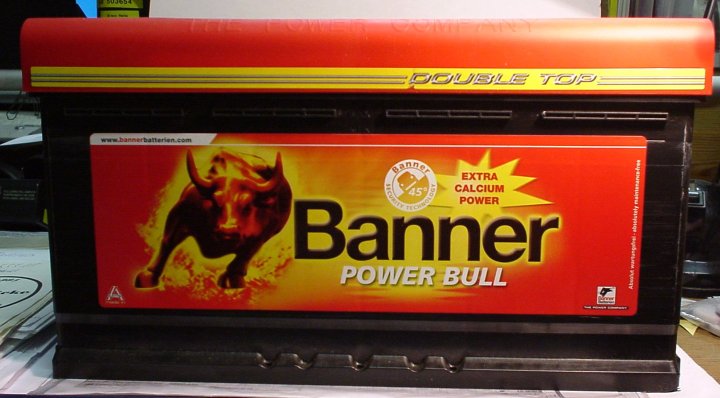 Starterbatterie 12V/100 Ah(C20) Banner Powerbull 013600440101 P10044  P9533
